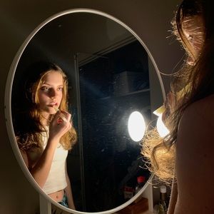 Meet your Posher, Gillian